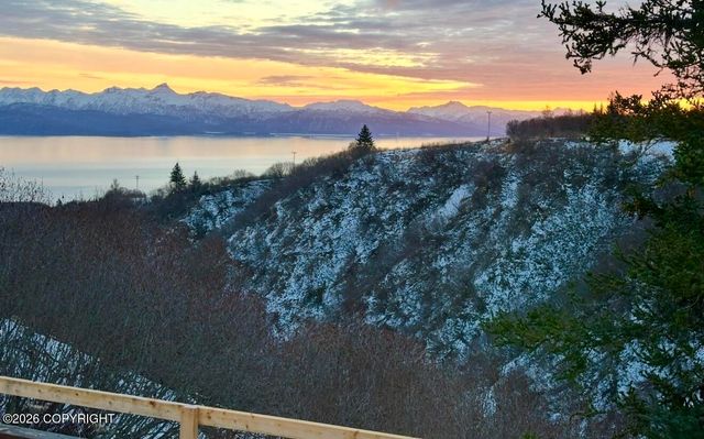 52817 Old East End Road, Homer, AK 99603