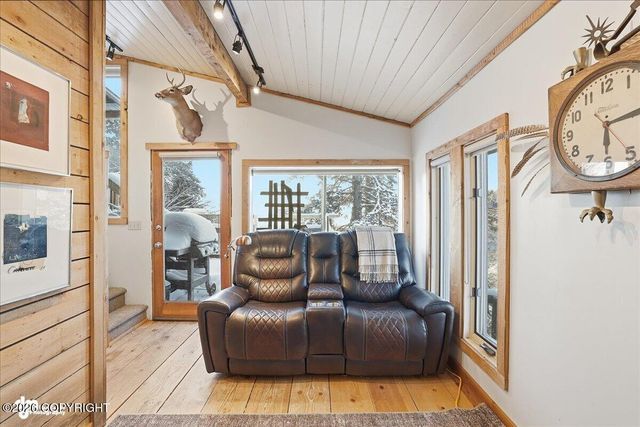 52817 Old East End Road, Homer, AK 99603