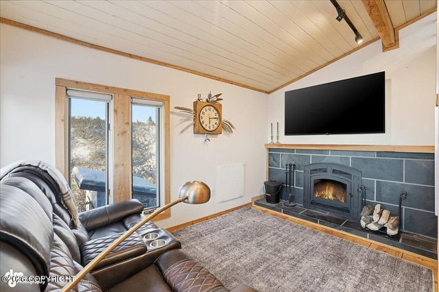 52817 Old East End Road, Homer, AK 99603