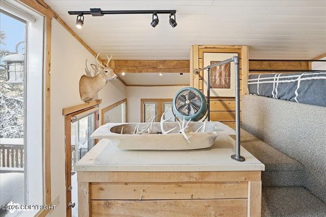 52817 Old East End Road, Homer, AK 99603