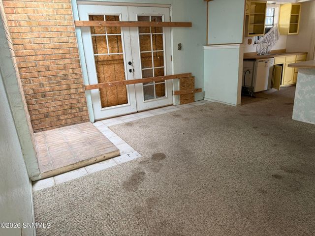 332 Terry Drive, Las Cruces, NM 88007