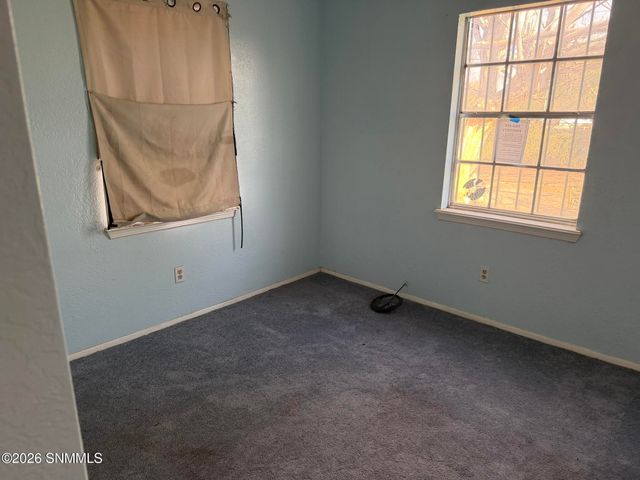332 Terry Drive, Las Cruces, NM 88007