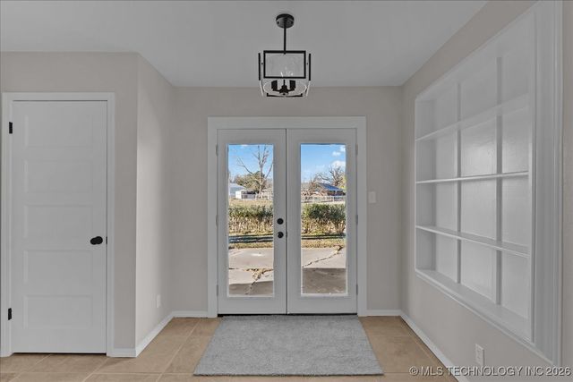 6450 N 134th East Avenue, Owasso, OK 74055