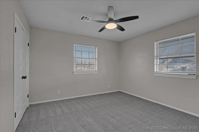 6450 N 134th East Avenue, Owasso, OK 74055