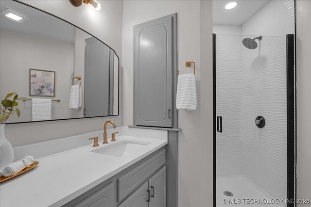 6450 N 134th East Avenue, Owasso, OK 74055