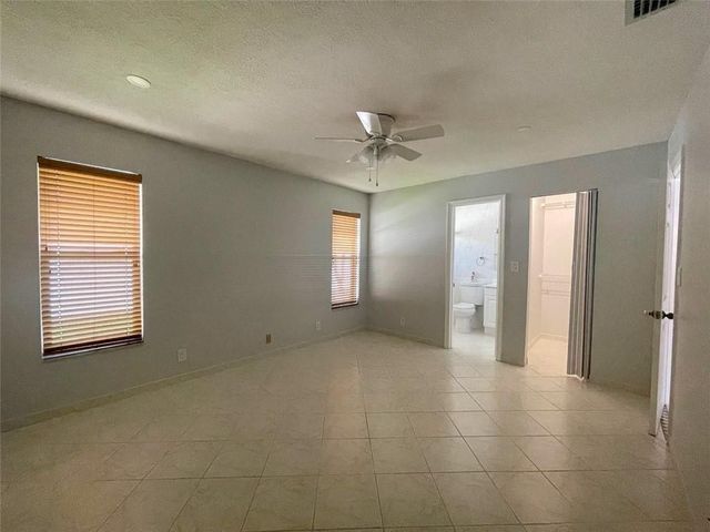 4940 NW 92nd Avenue, Sunrise, FL 33351