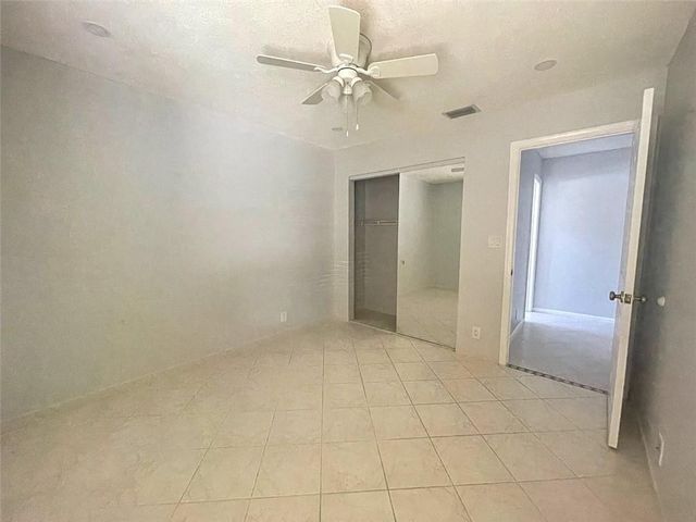 4940 NW 92nd Avenue, Sunrise, FL 33351