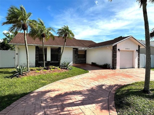 4940 NW 92nd Avenue, Sunrise, FL 33351
