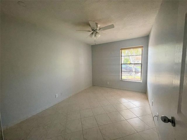 4940 NW 92nd Avenue, Sunrise, FL 33351