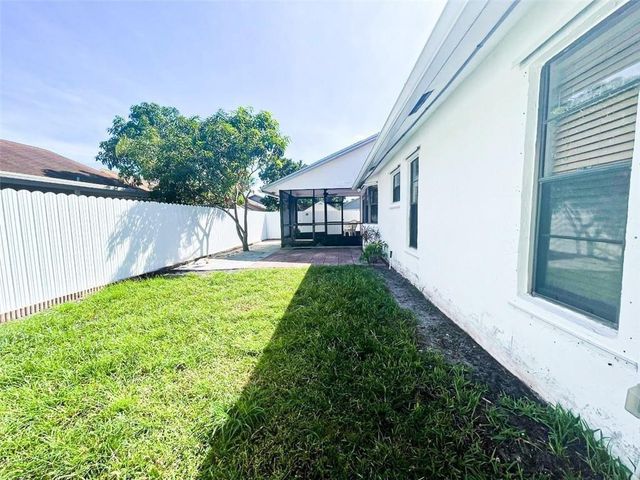 4940 NW 92nd Avenue, Sunrise, FL 33351