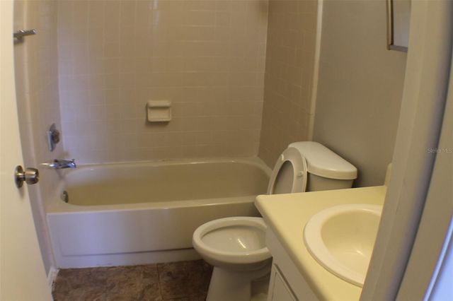 3944 TUMBLE WOOD TRAIL 101, Tampa, FL 33613