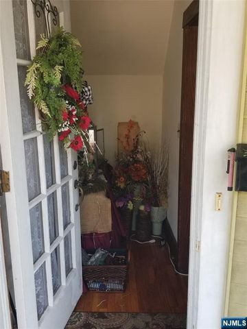 36 Glenwild Avenue 1, Bloomingdale, NJ 07403