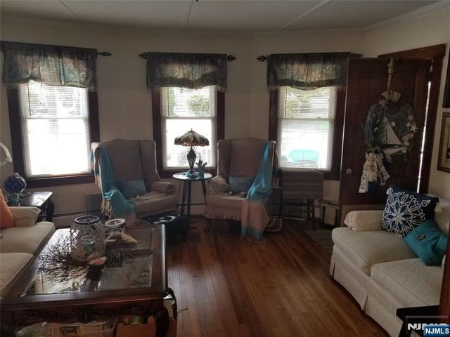 36 Glenwild Avenue 1, Bloomingdale, NJ 07403