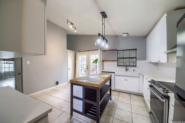 2210 Knights Wood, San Antonio, TX 78231