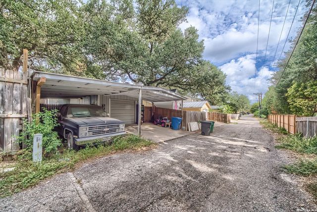 2210 Knights Wood, San Antonio, TX 78231