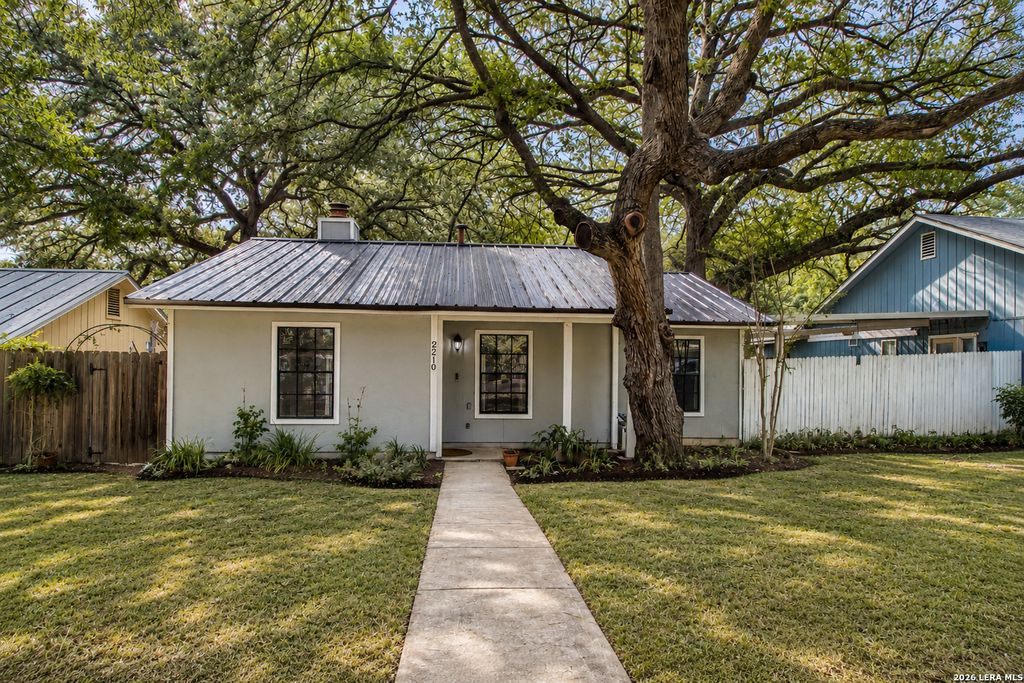 2210 Knights Wood, San Antonio, TX 78231