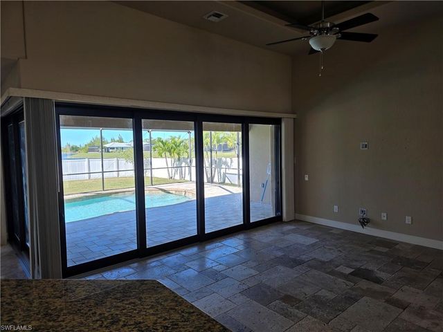 2406 Kismet Lakes LN, Cape Coral, FL 33993