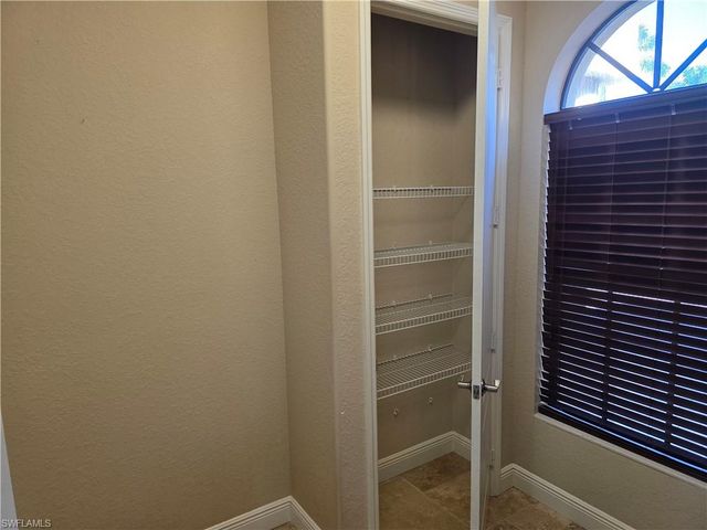 2406 Kismet Lakes LN, Cape Coral, FL 33993