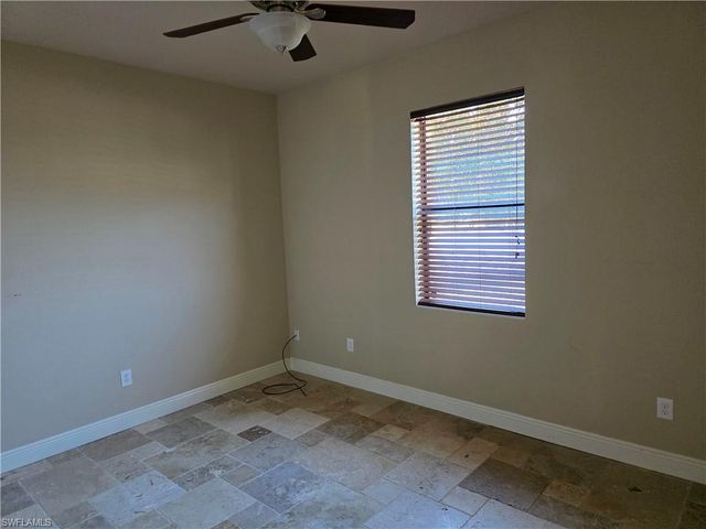 2406 Kismet Lakes LN, Cape Coral, FL 33993