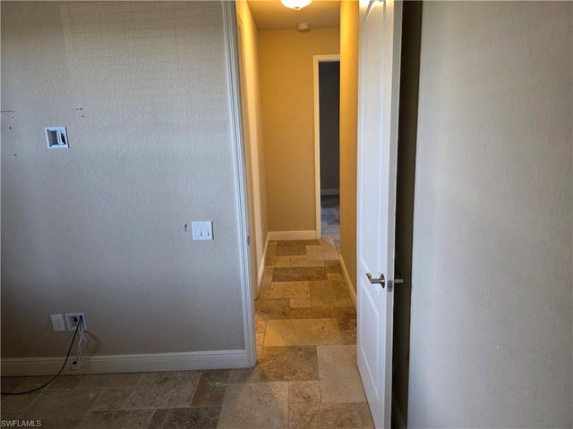 2406 Kismet Lakes LN, Cape Coral, FL 33993