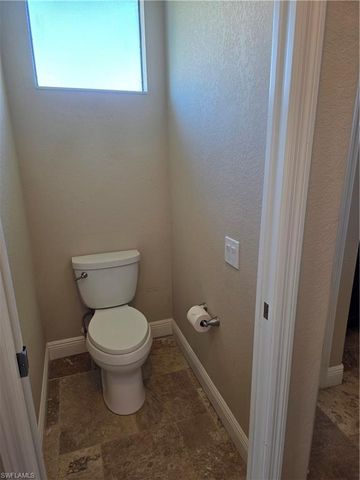 2406 Kismet Lakes LN, Cape Coral, FL 33993