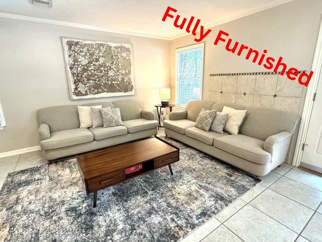 195 Blushwood Place, The Woodlands, TX 77382