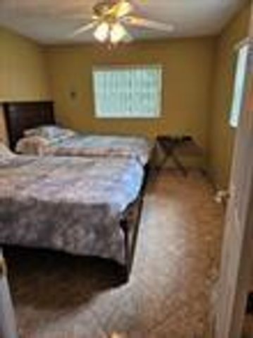 4000 NW 44th Avenue 210, Lauderdale Lakes, FL 33319