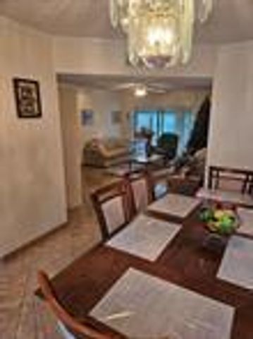 4000 NW 44th Avenue 210, Lauderdale Lakes, FL 33319