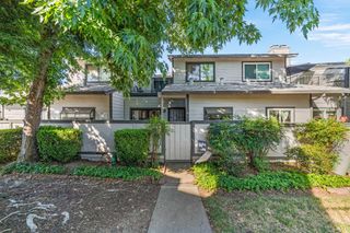 6233 Oak Valley Ln, Citrus Heights, CA 95621