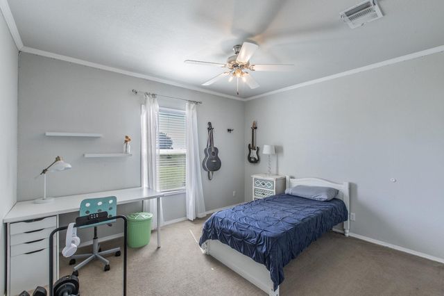 127 Dockal DR, Bertram, TX 78605