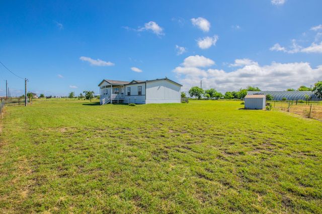 127 Dockal DR, Bertram, TX 78605