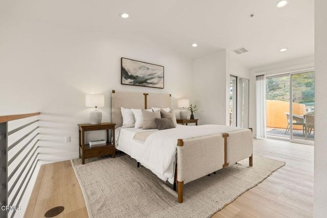 285 N Ventura Avenue 6, Ventura, CA 93001