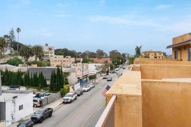 285 N Ventura Avenue 6, Ventura, CA 93001