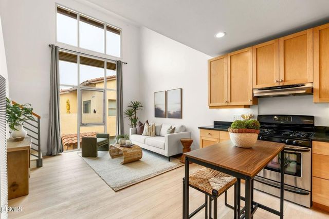 285 N Ventura Avenue 6, Ventura, CA 93001
