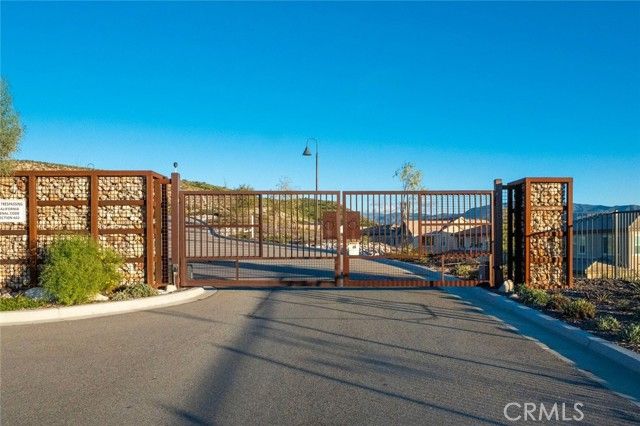 17806 Top Court, Canyon Country (santa Clarita), CA 91350