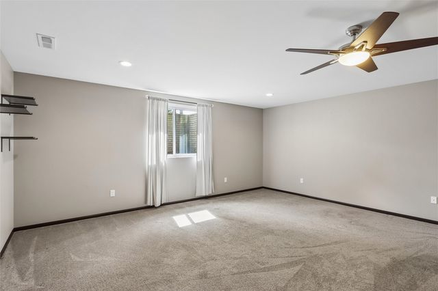 3000 Sunflower Street, Ely, IA 52227