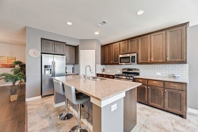 616 Forefront Avenue, Celina, TX 75009