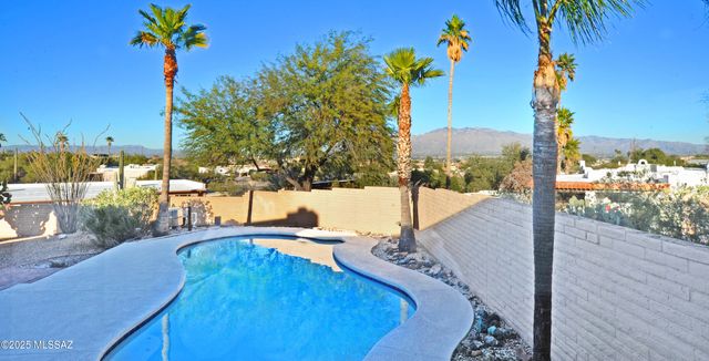 3150 W Camino Del Saguaro, Tucson, AZ 85745