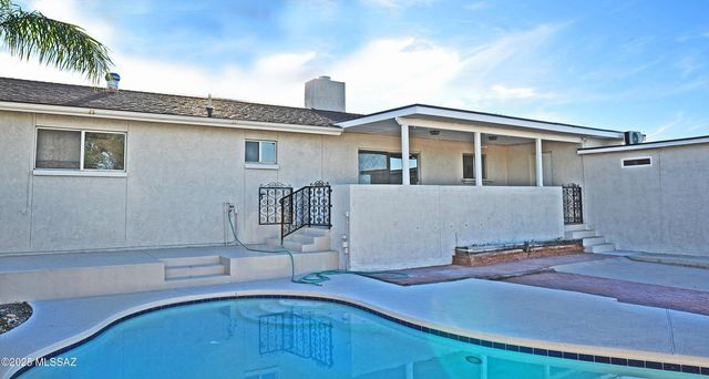 3150 W Camino Del Saguaro, Tucson, AZ 85745