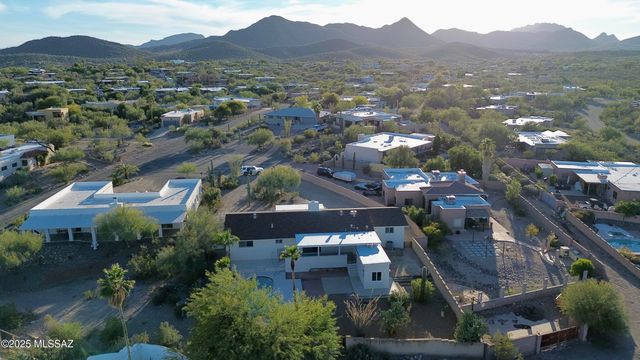 3150 W Camino Del Saguaro, Tucson, AZ 85745