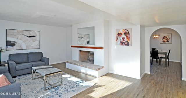 3150 W Camino Del Saguaro, Tucson, AZ 85745