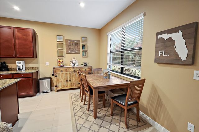 1649 Willows Square, Vero Beach, FL 32966