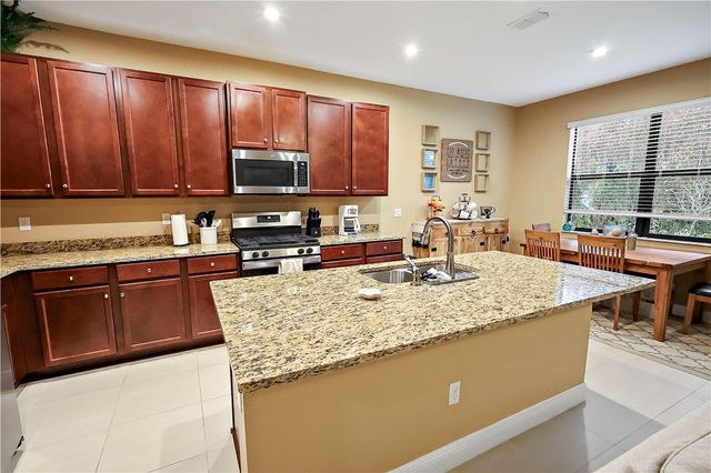 1649 Willows Square, Vero Beach, FL 32966