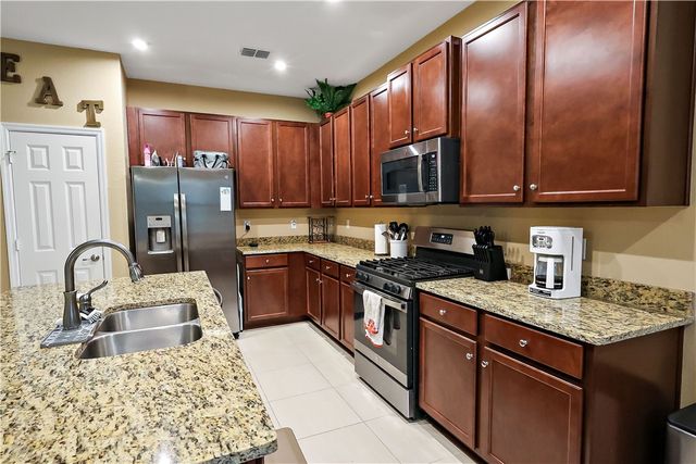 1649 Willows Square, Vero Beach, FL 32966