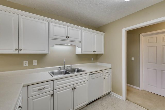 1145 Watsonia Drive, Aiken, SC 29803