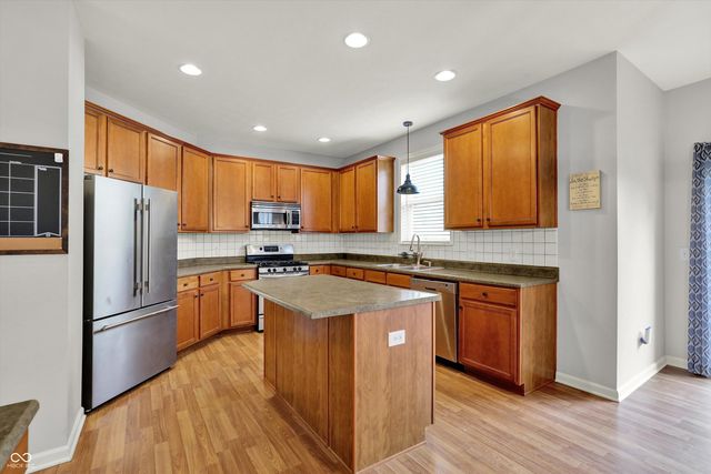 5704 Yorktown Road, Plainfield, IN 46168