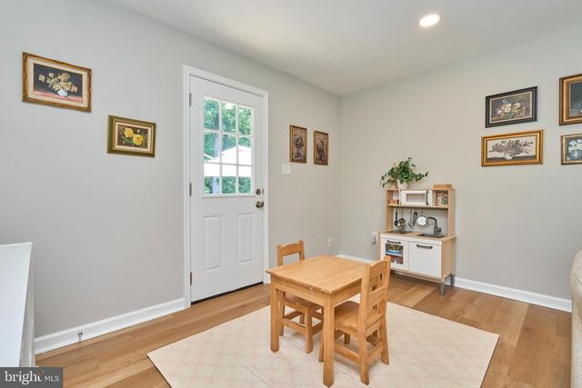 12012 WAYLAND ST, Oakton, VA 22124