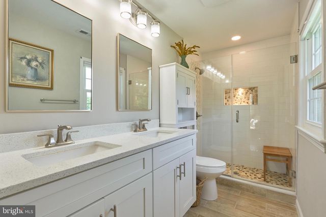 12012 WAYLAND ST, Oakton, VA 22124