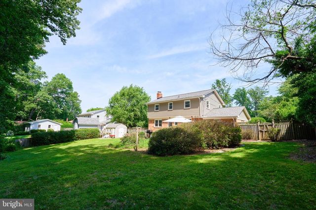12012 WAYLAND ST, Oakton, VA 22124