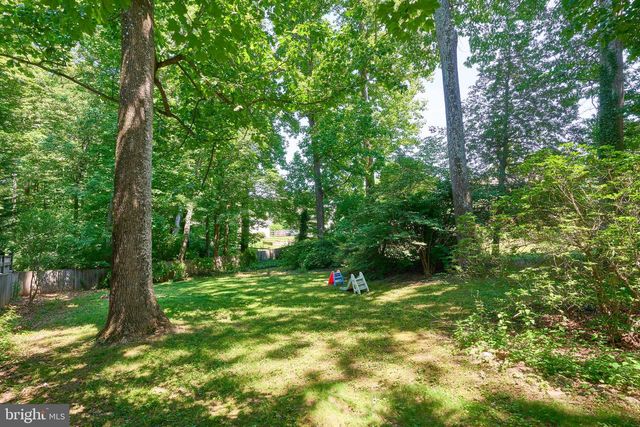 12012 WAYLAND ST, Oakton, VA 22124